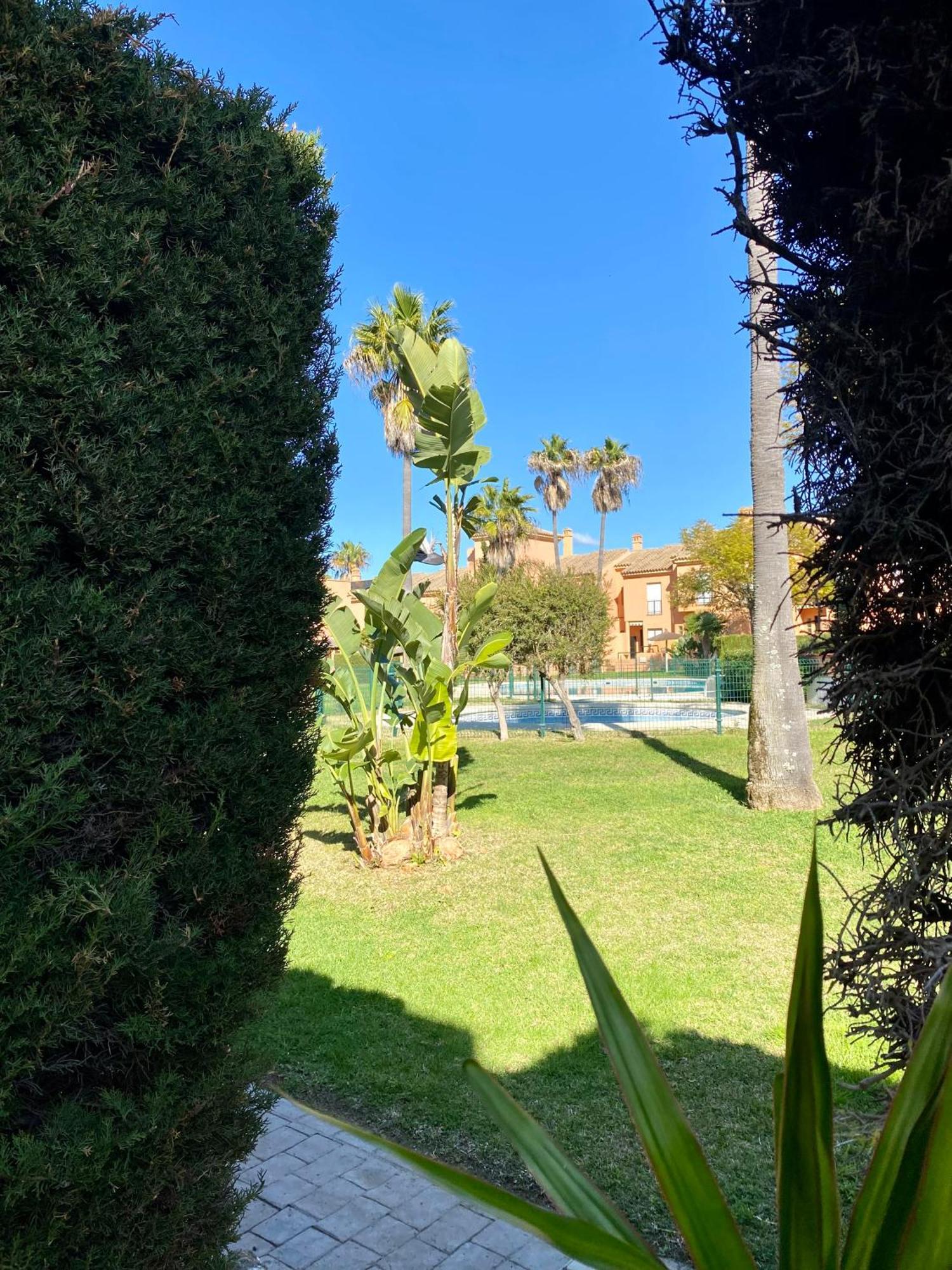 Apartamento Jardin Del Golf 2 Chiclana de la Frontera Exteriör bild