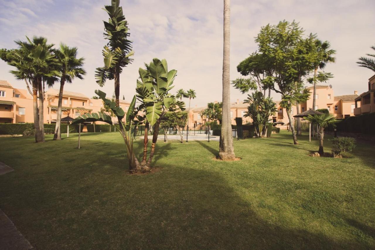 Apartamento Jardin Del Golf 2 Chiclana de la Frontera Exteriör bild